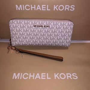 Michael Kors vanilla wristlet wallet, new!